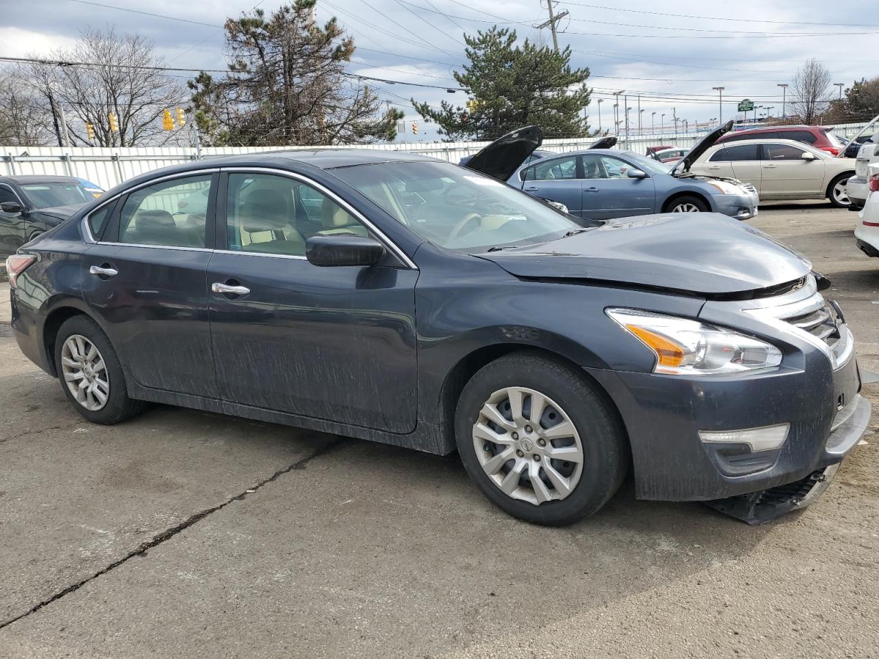 2014 Nissan Altima - Image 4