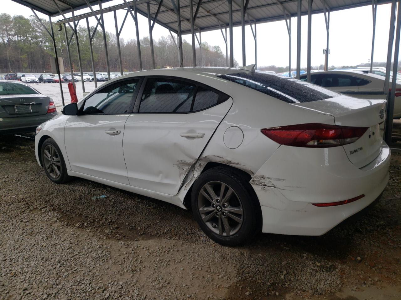 2017 Hyundai Elantra - Image 2