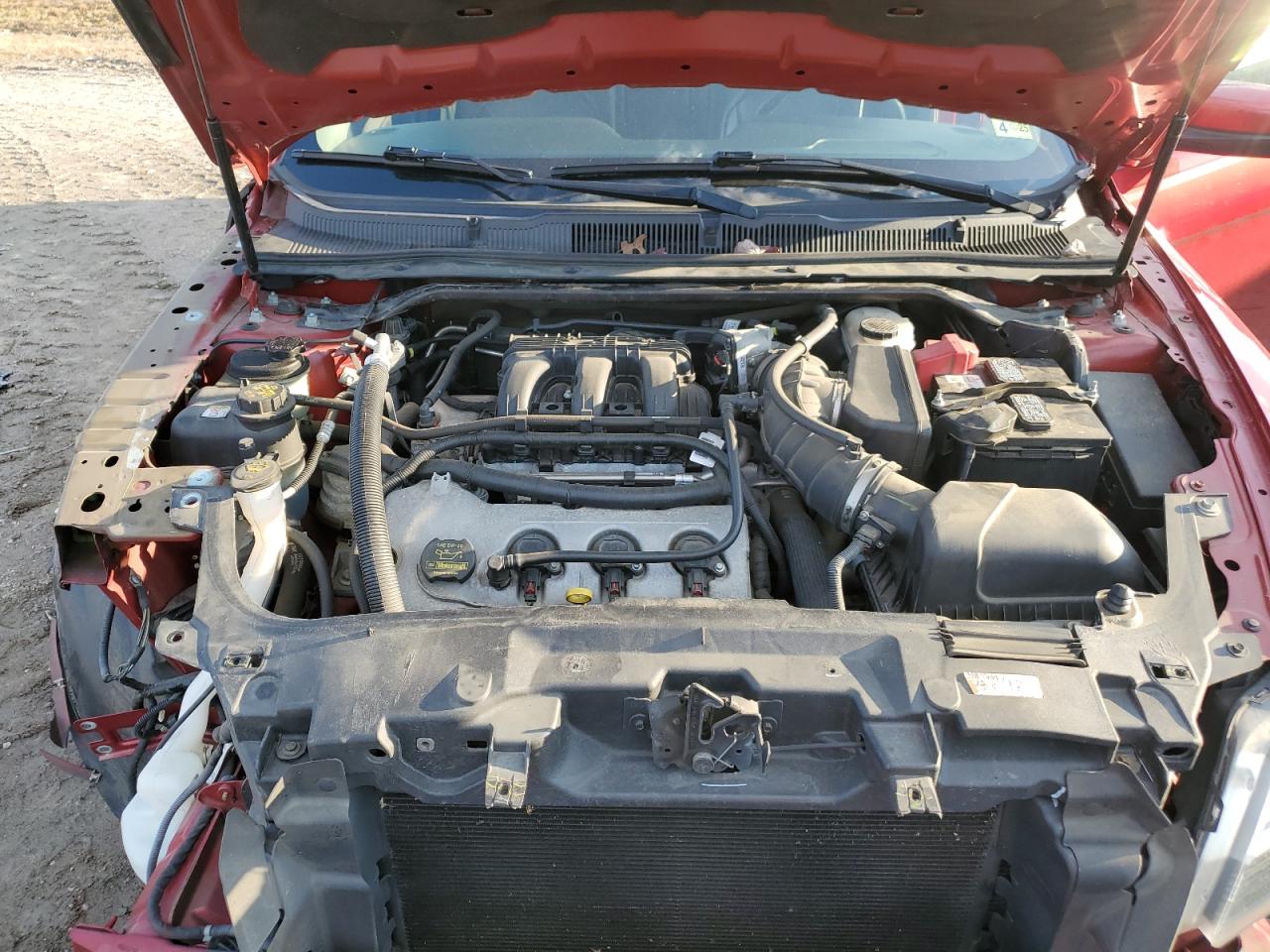 2011 Ford Taurus - Image 11