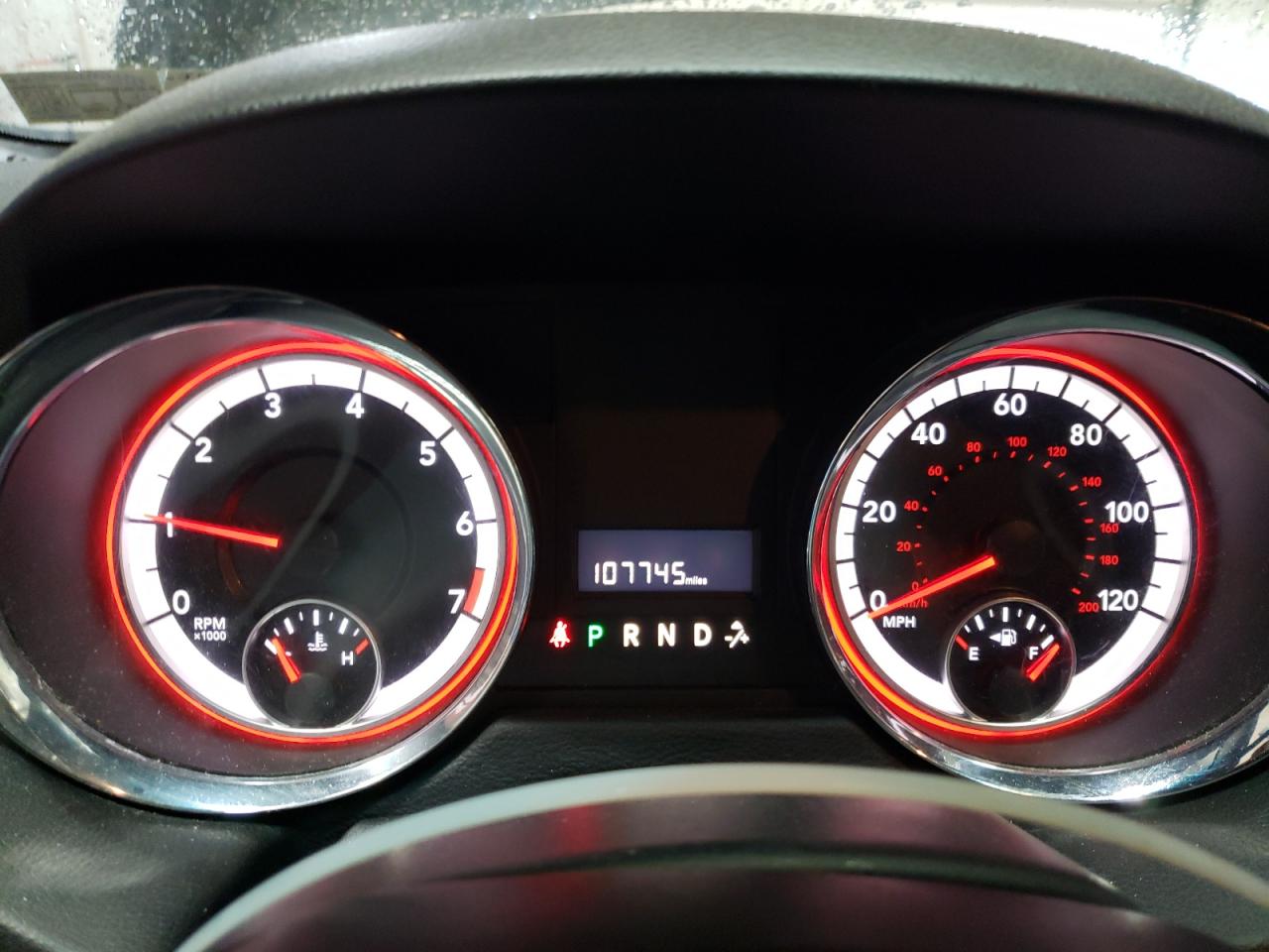 2015 Dodge Caravan - Image 9