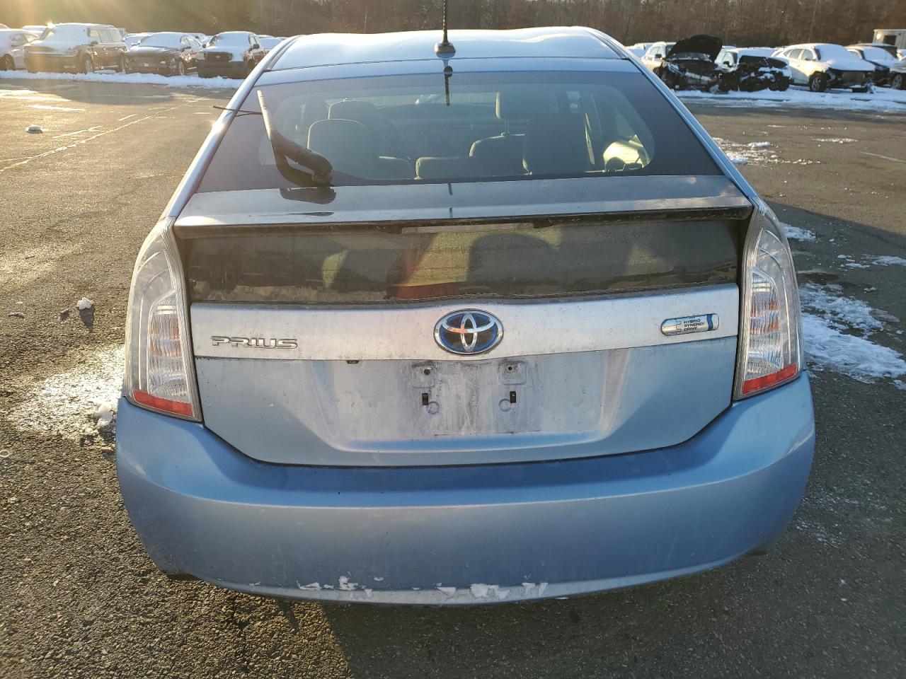2012 Toyota Prius - Image 6