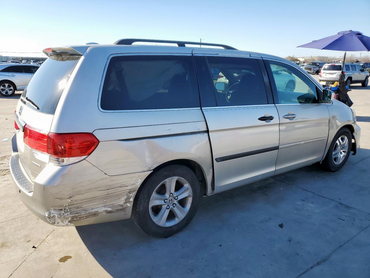 2009 Honda Odyssey - Image 3