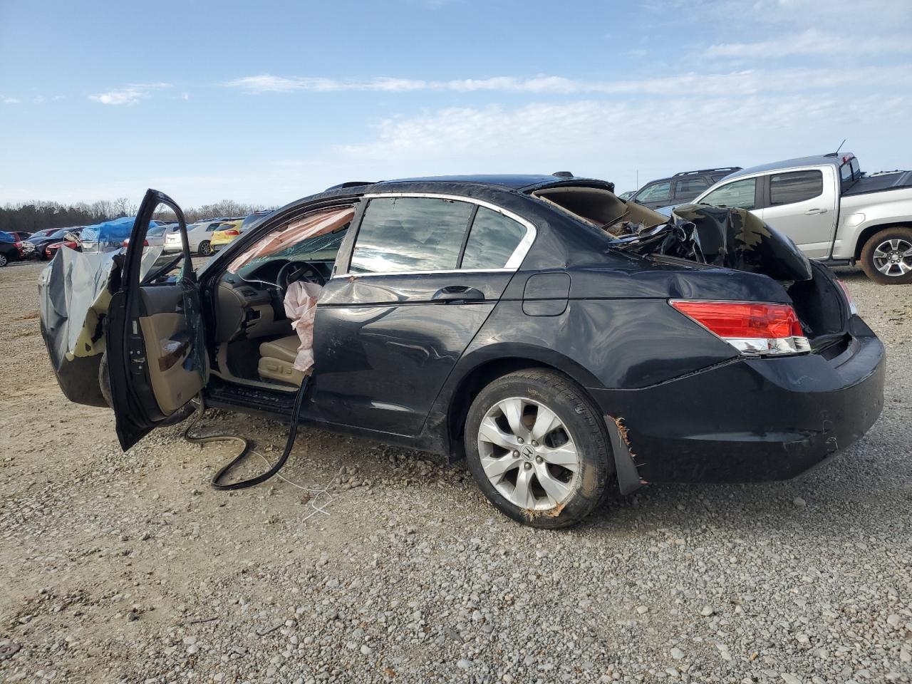2009 Honda Accord - Image 2