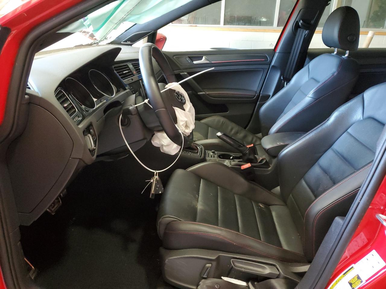 2019 Volkswagen GTI - Image 7