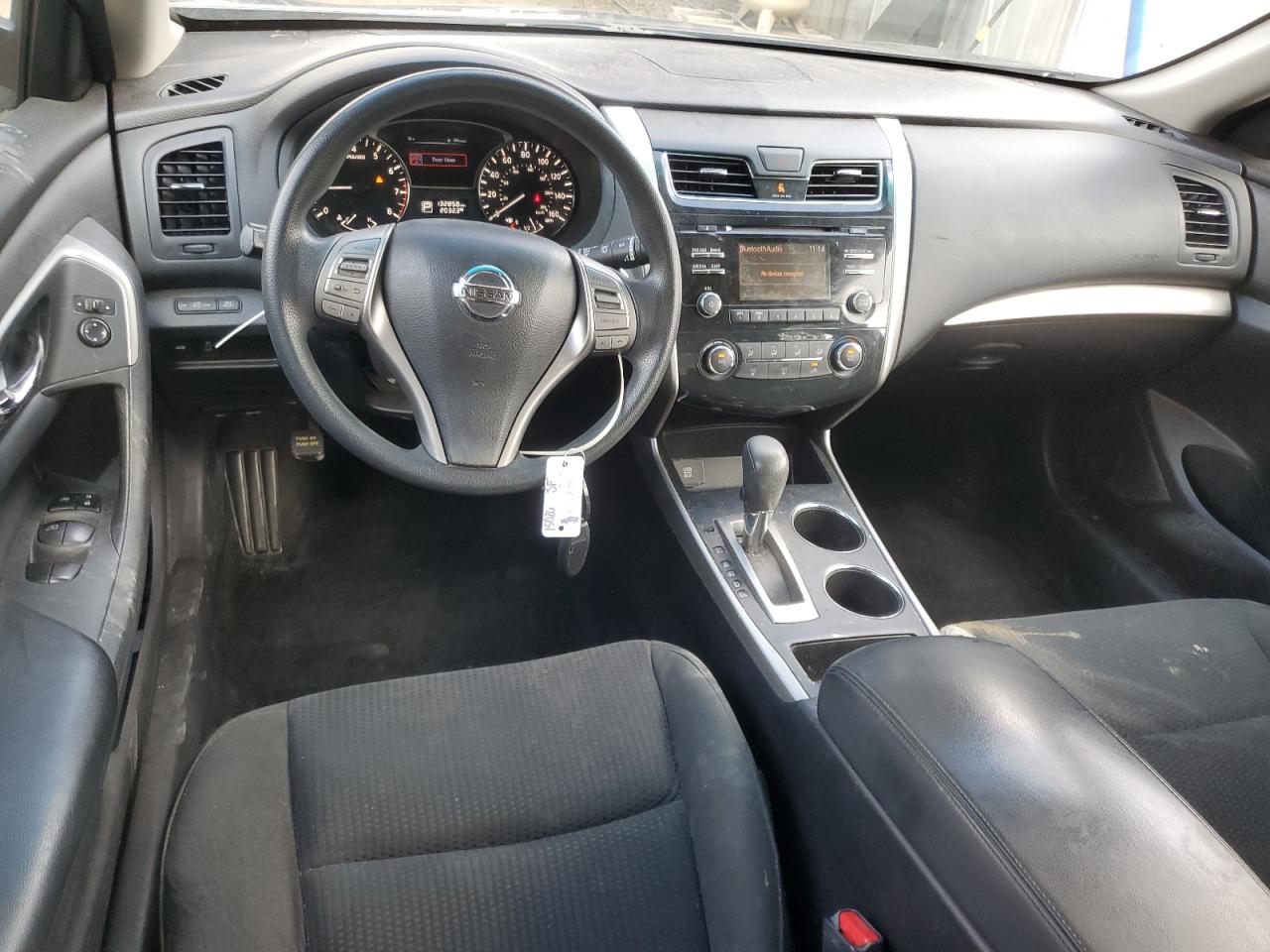 2015 Nissan Altima - Image 8