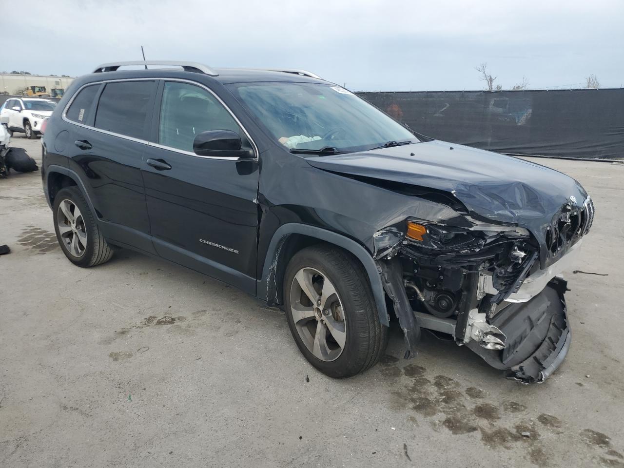 2020 Jeep Grand Cherokee - Image 4