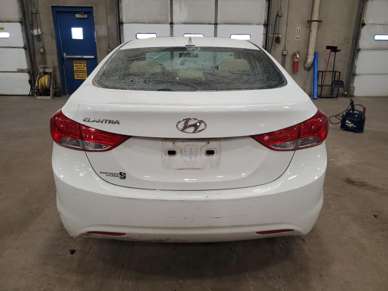 2012 Hyundai Elantra - Image 6