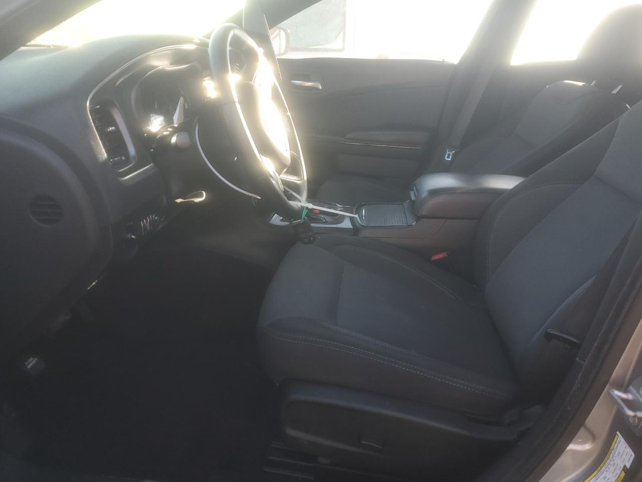 2016 Dodge Charger - Image 7