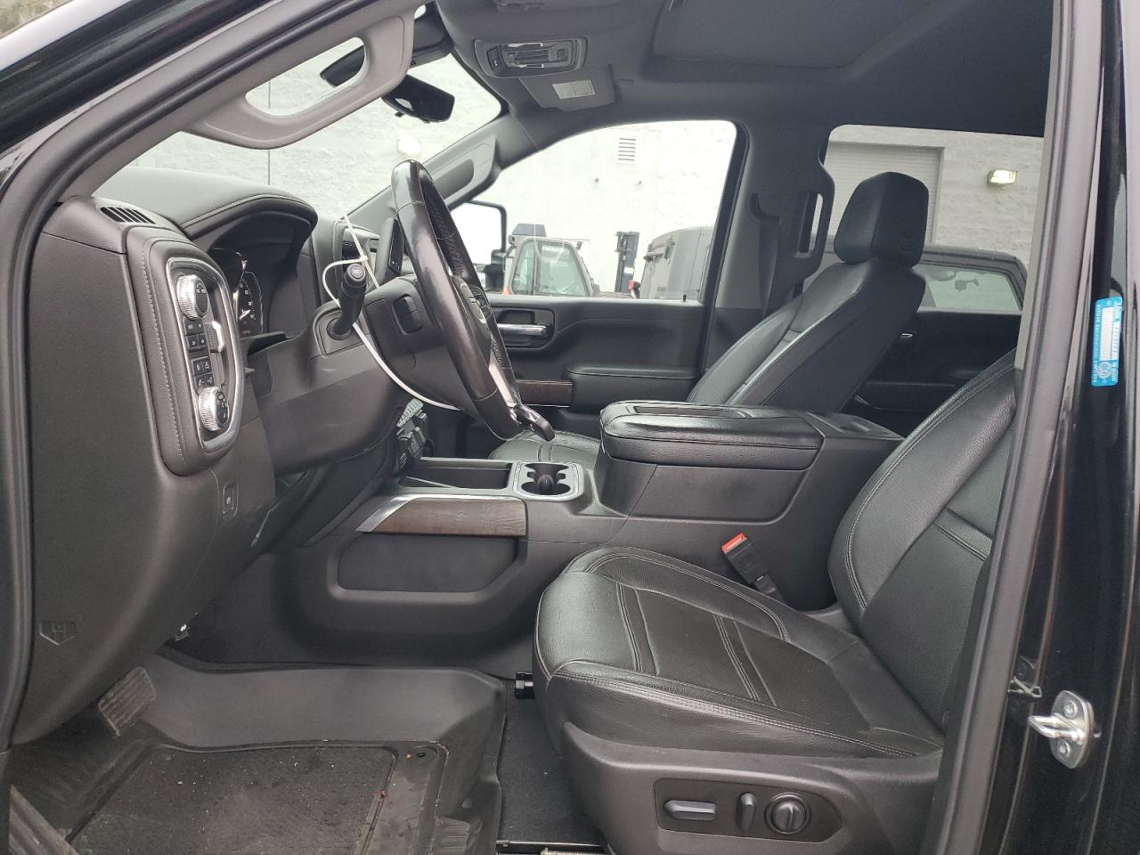 2022 GMC Sierra - Image 7