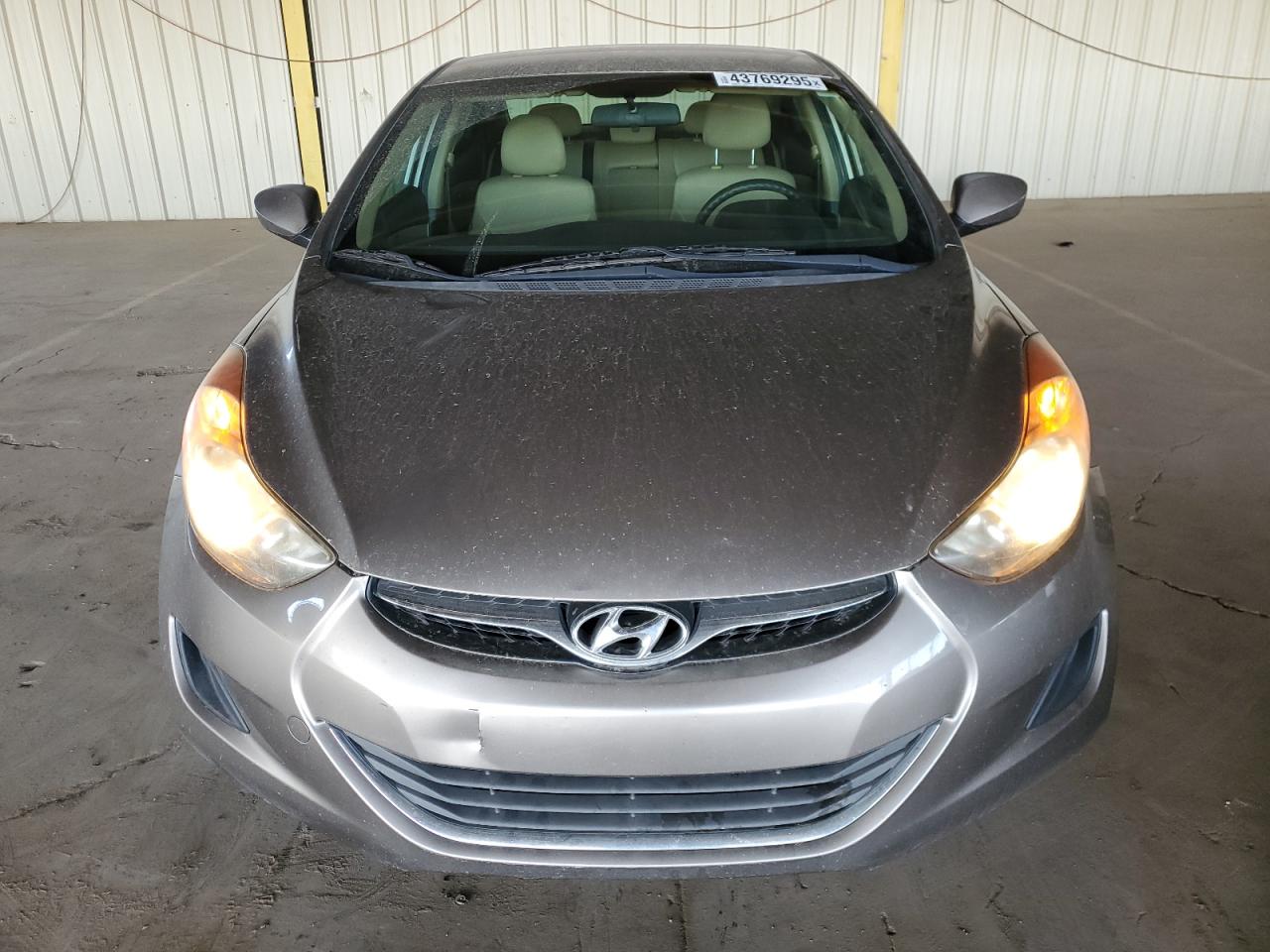 2013 Hyundai Elantra - Image 5