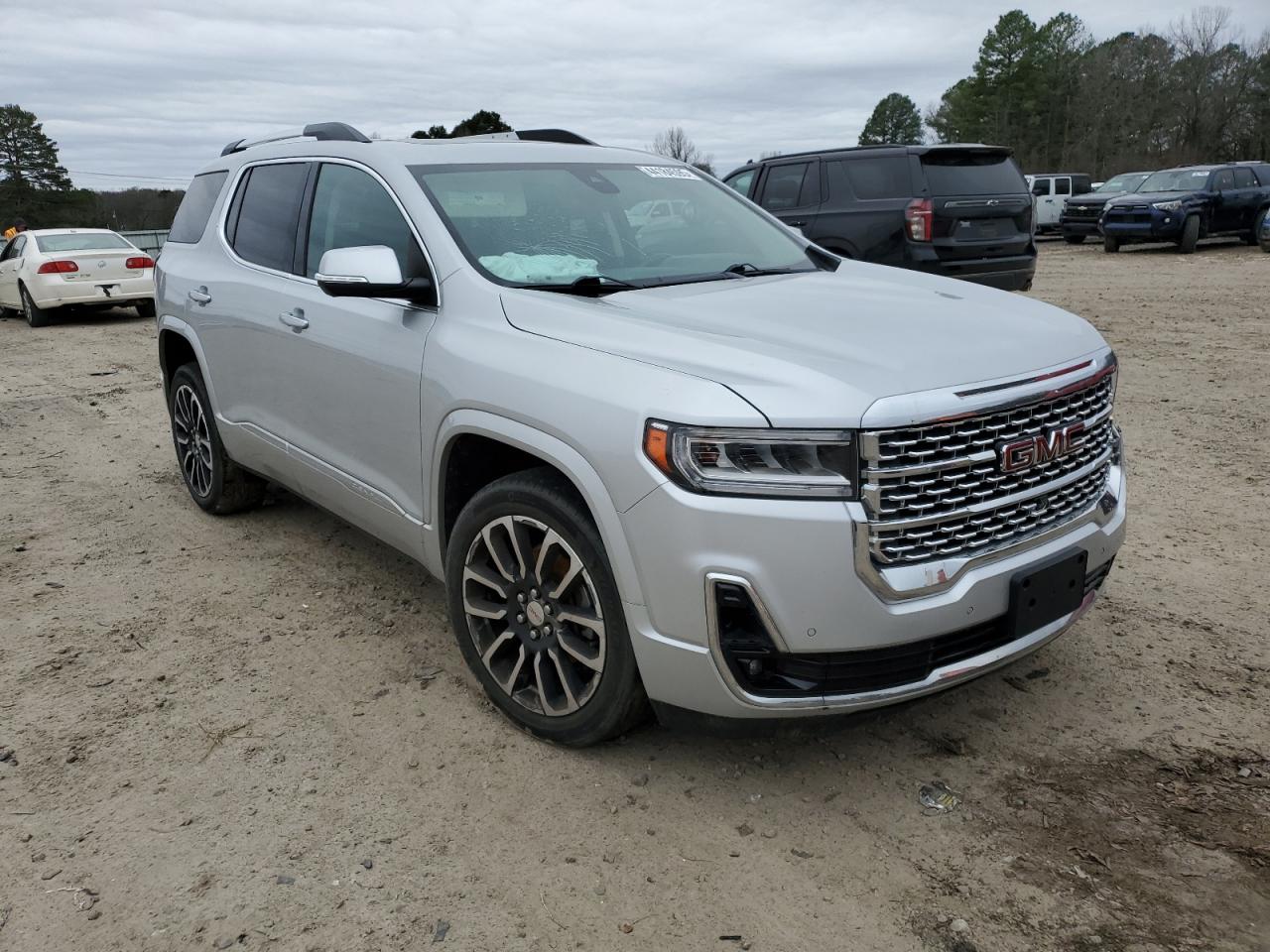 2020 GMC Acadia - Image 4