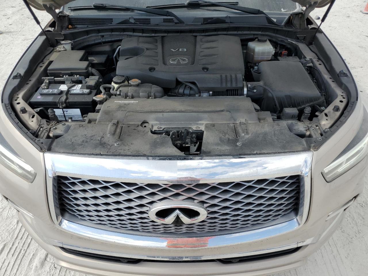 2020 Infiniti QX80 - Image 12