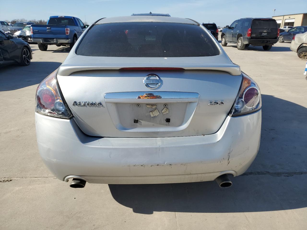 2009 Nissan Altima - Image 6
