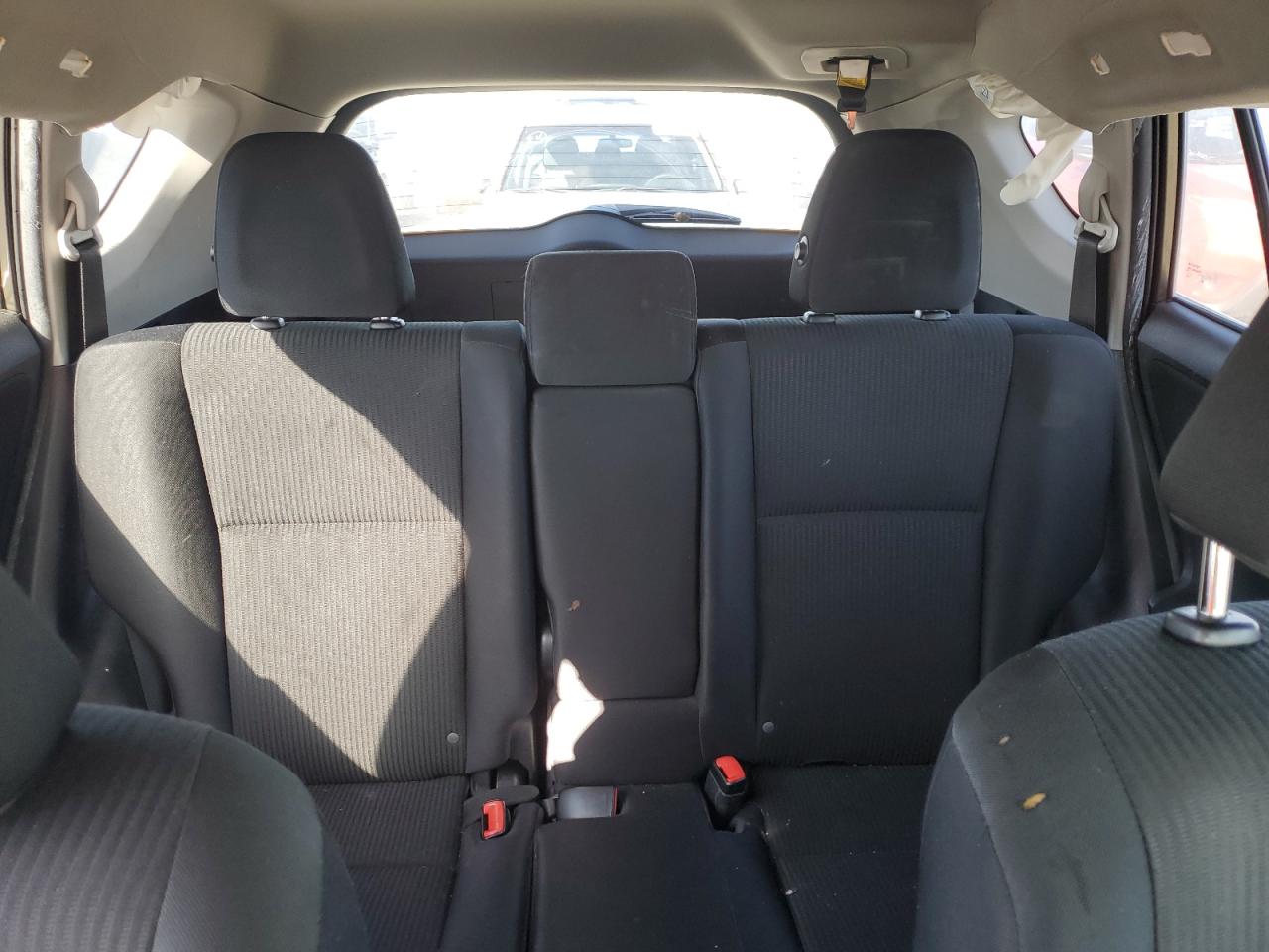 2015 Toyota RAV 4 - Image 10