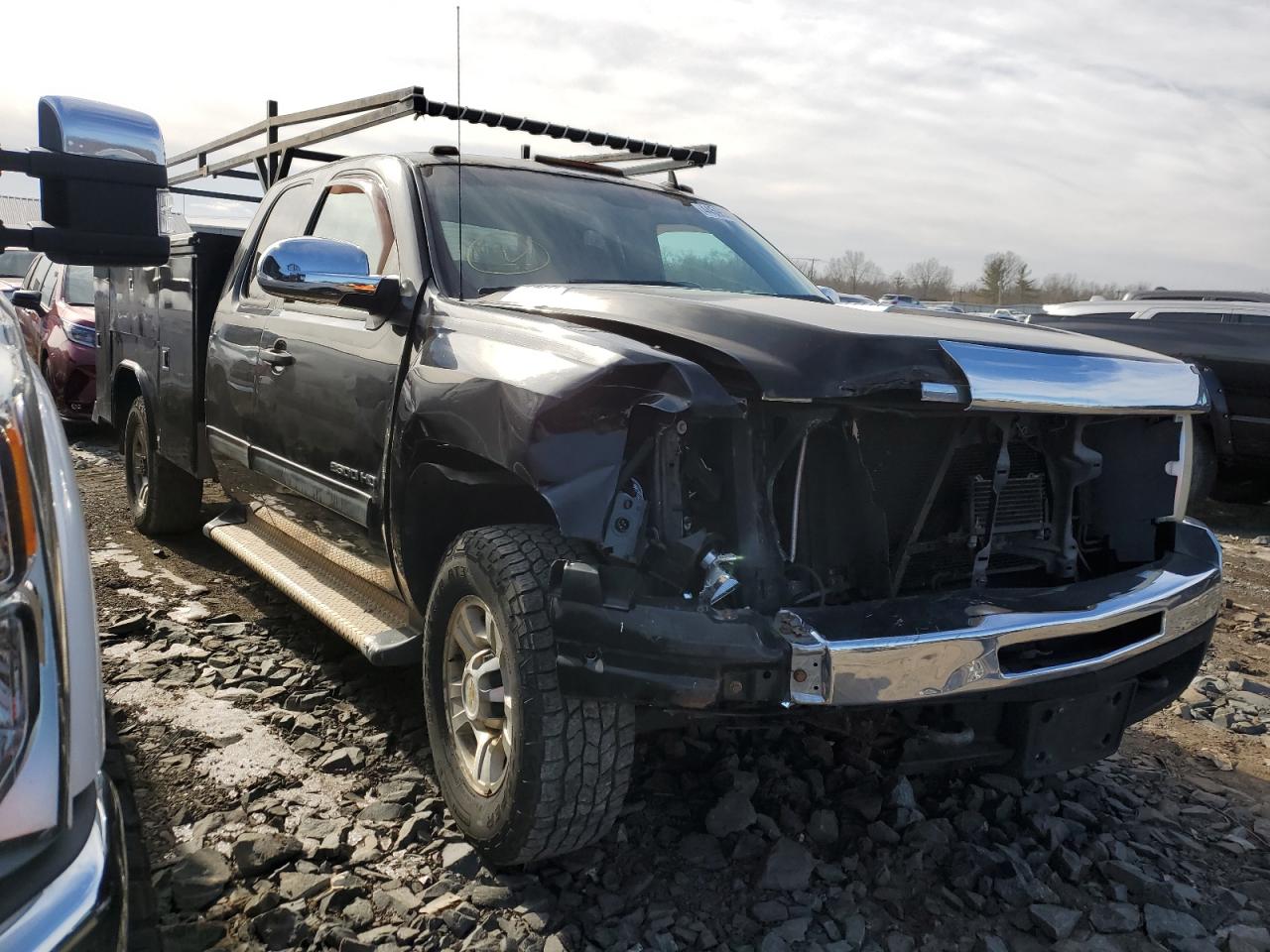 2010 Chevrolet Silverado - Image 4