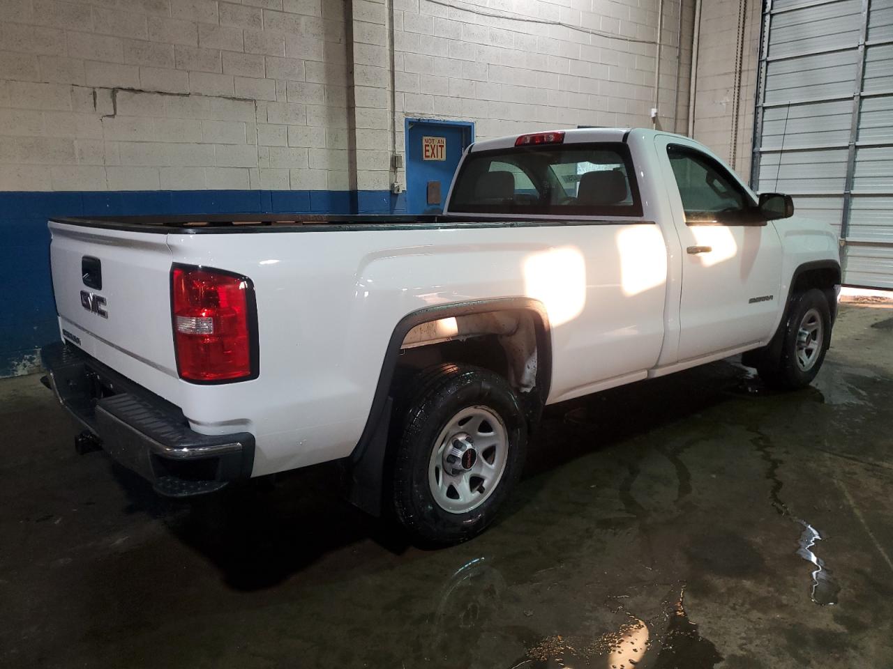 2017 GMC Sierra - Image 3