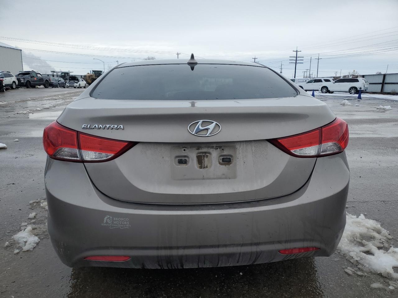 2013 Hyundai Elantra - Image 6