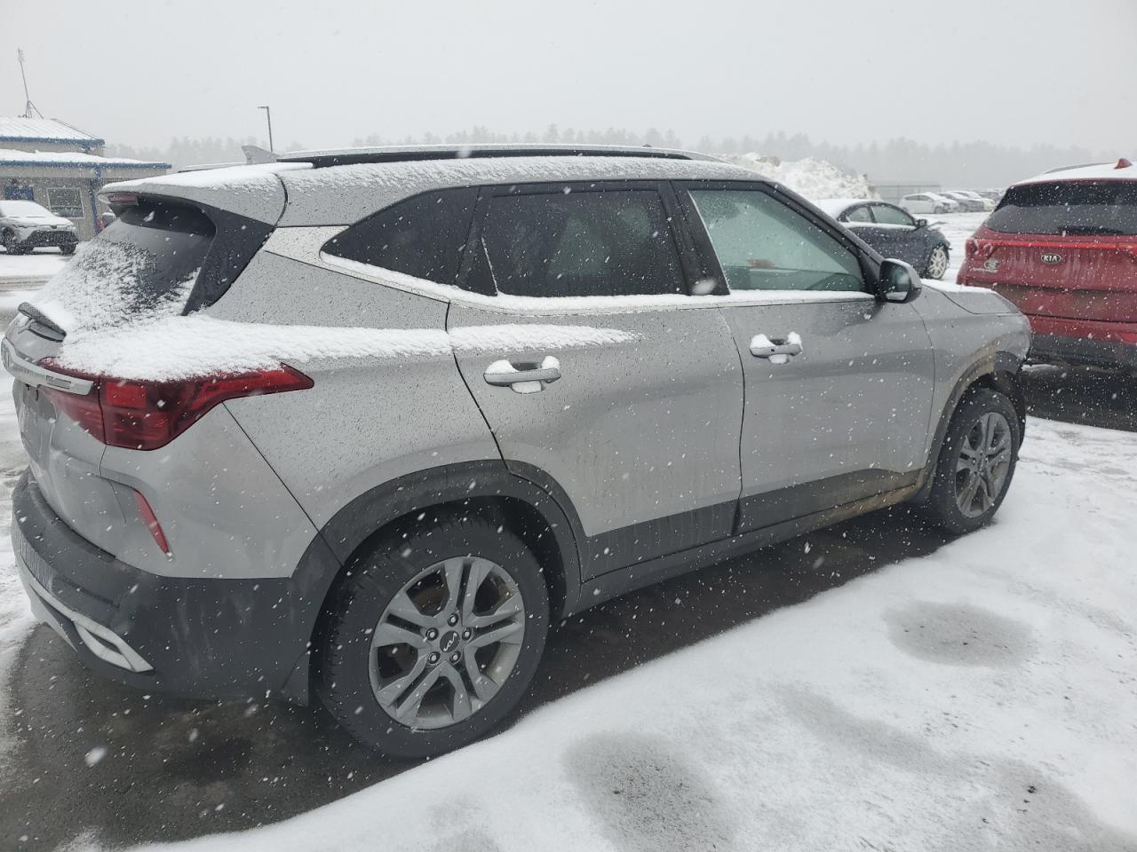 2022 Kia Seltos - Image 3