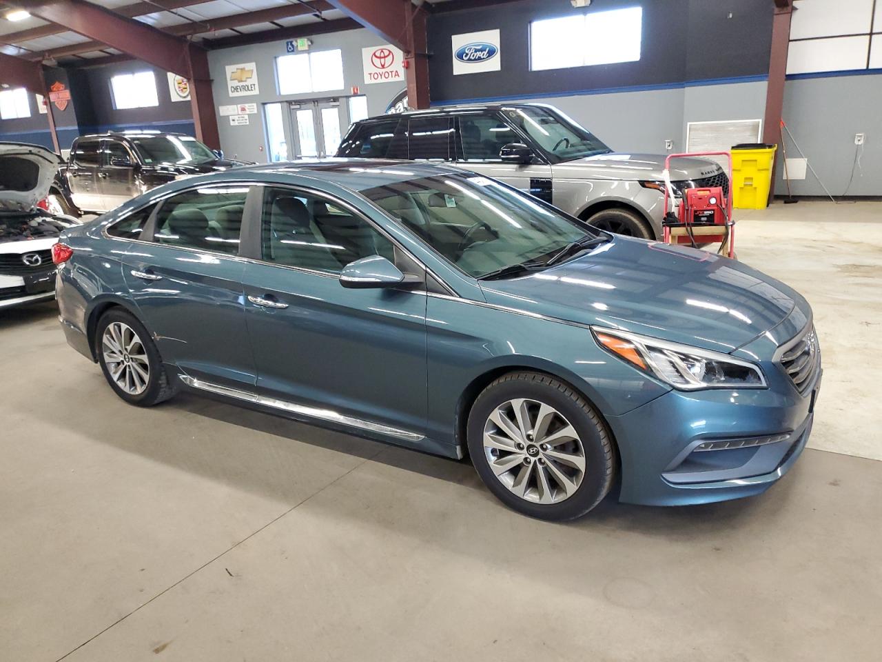 2016 Hyundai Sonata - Image 4