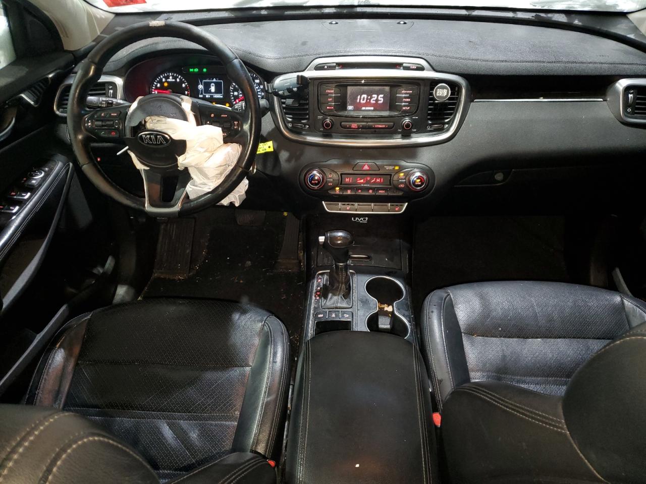 2016 Kia Sorento - Image 8