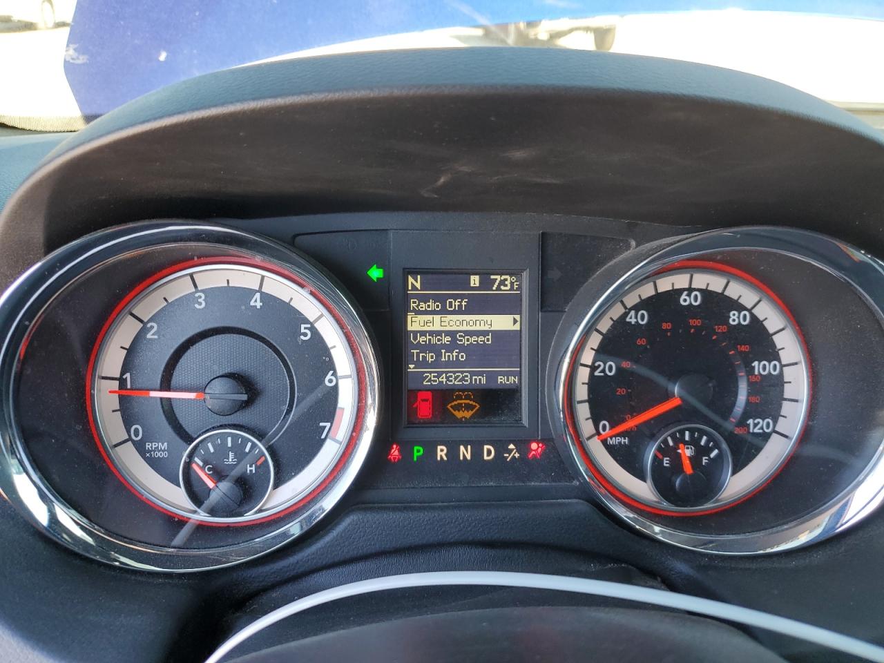 2019 Dodge Caravan - Image 9