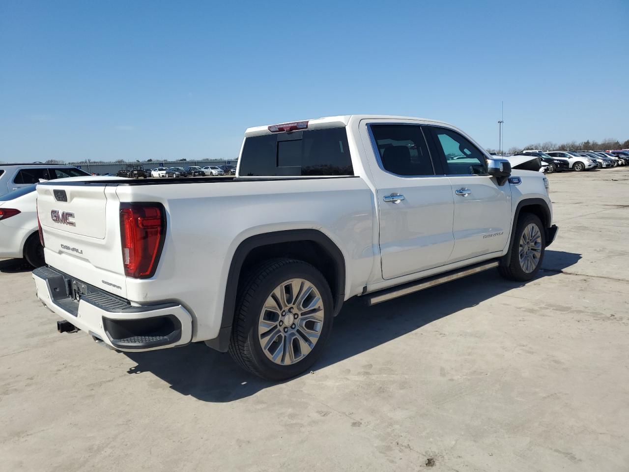 2020 GMC Sierra - Image 3