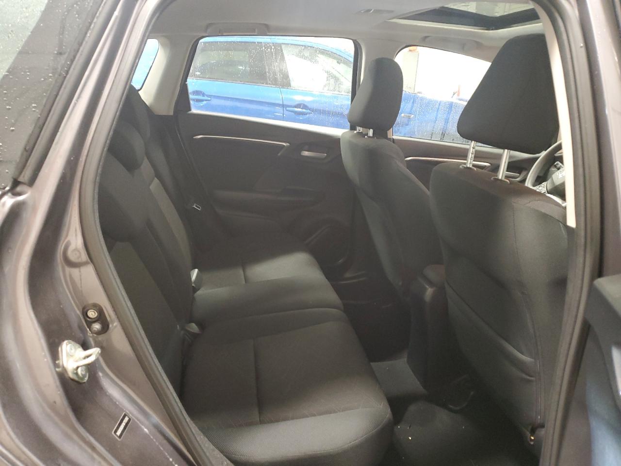 2015 Honda Fit - Image 10