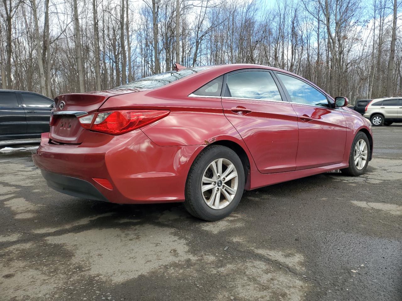 2014 Hyundai Sonata - Image 3