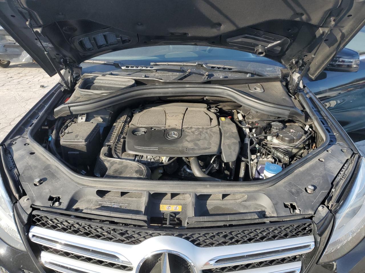 2018 Mercedes-Benz GLE - Image 12