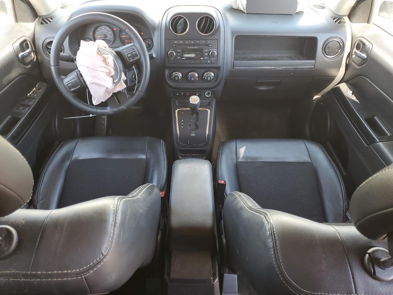 2016 Jeep Liberty (Patriot) - Image 8