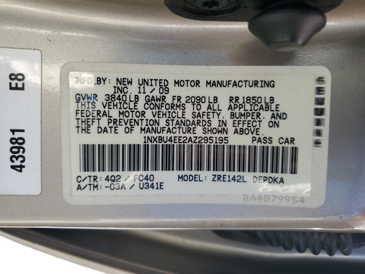 2010 Toyota Corolla - Image 12