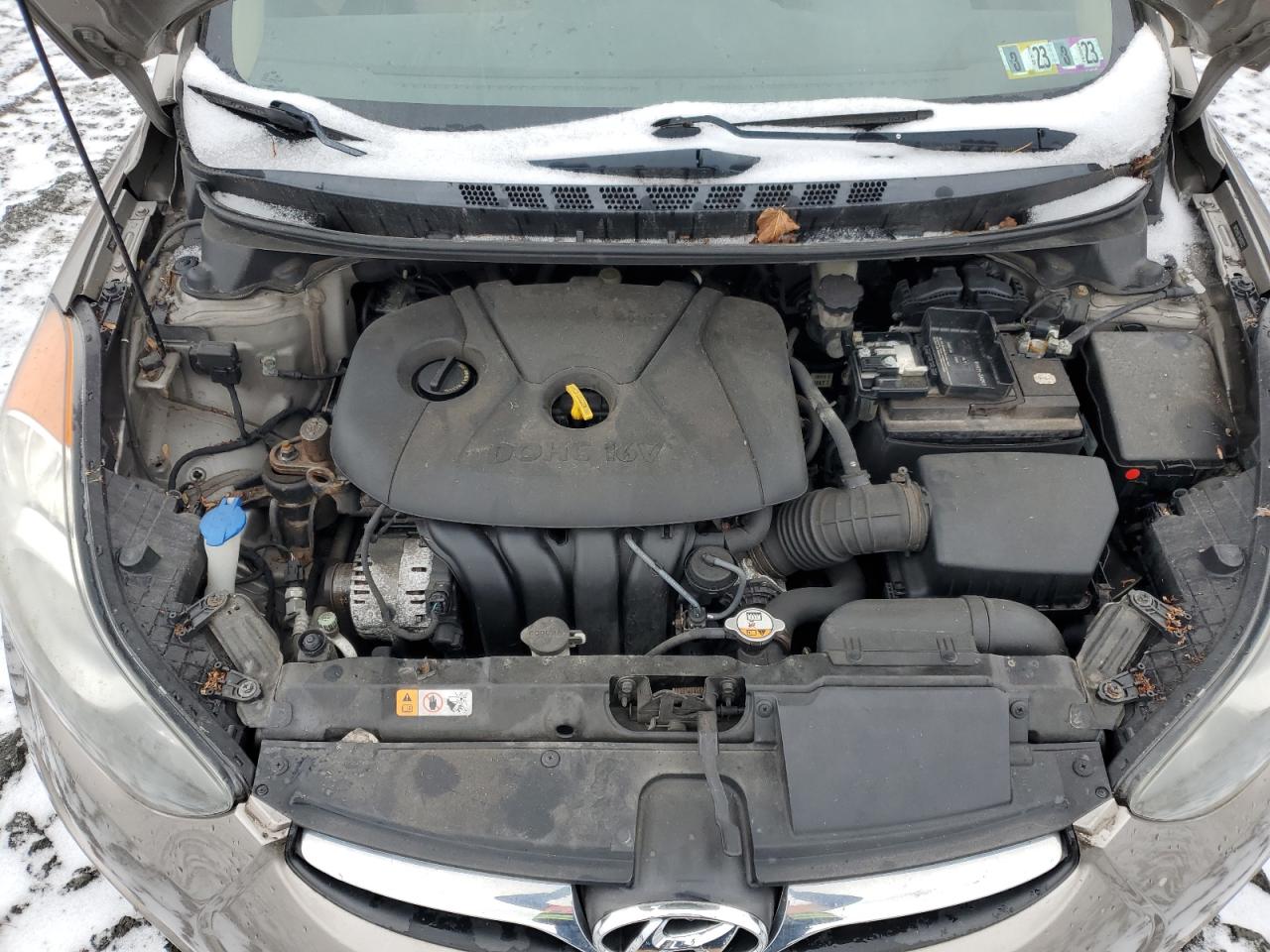 2013 Hyundai Elantra - Image 11