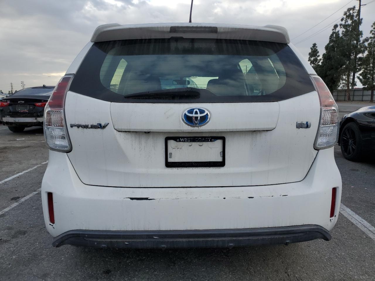 2012 Toyota Prius - Image 6