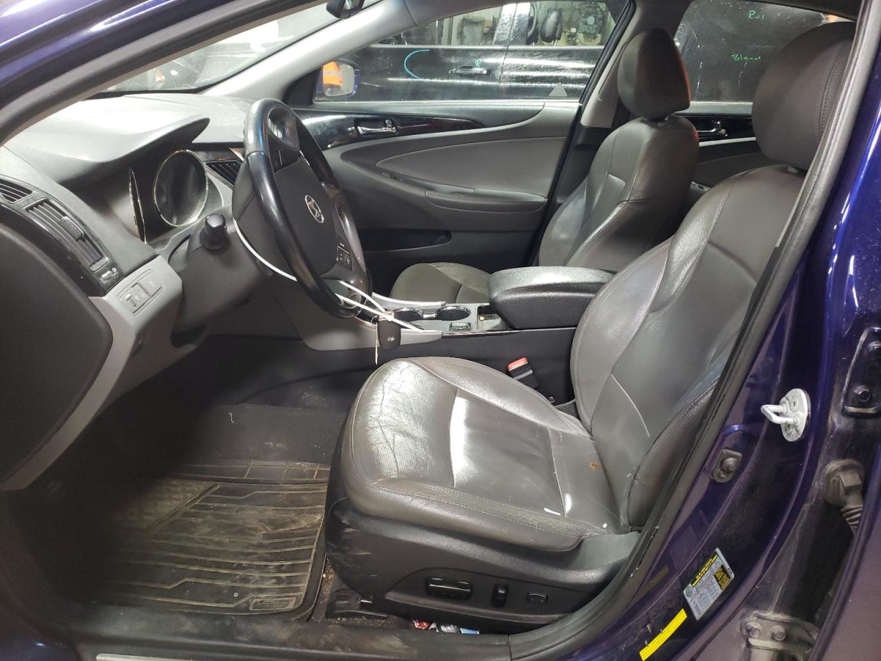 2013 Hyundai Sonata - Image 7