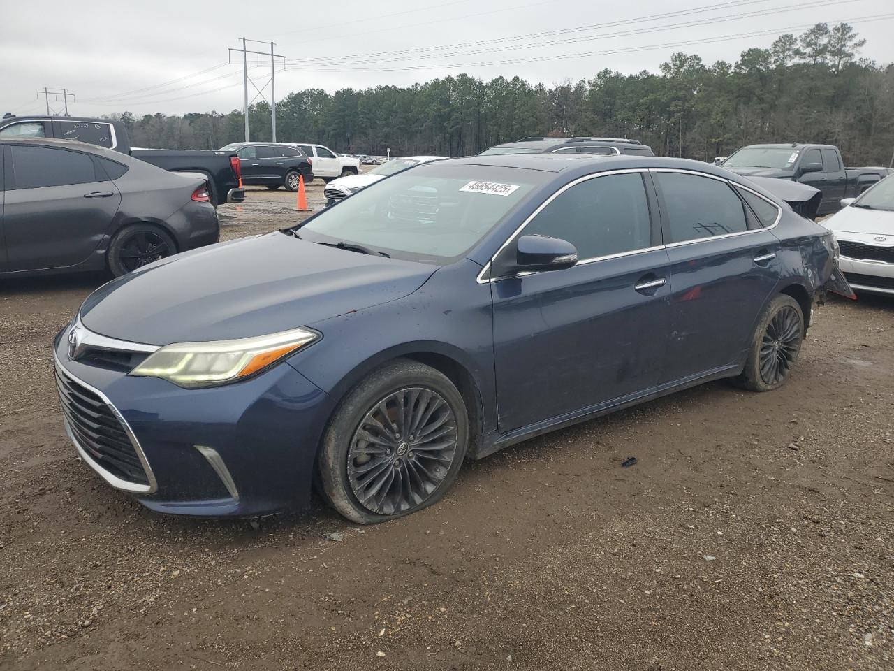 2016 Toyota Avalon - Image 1