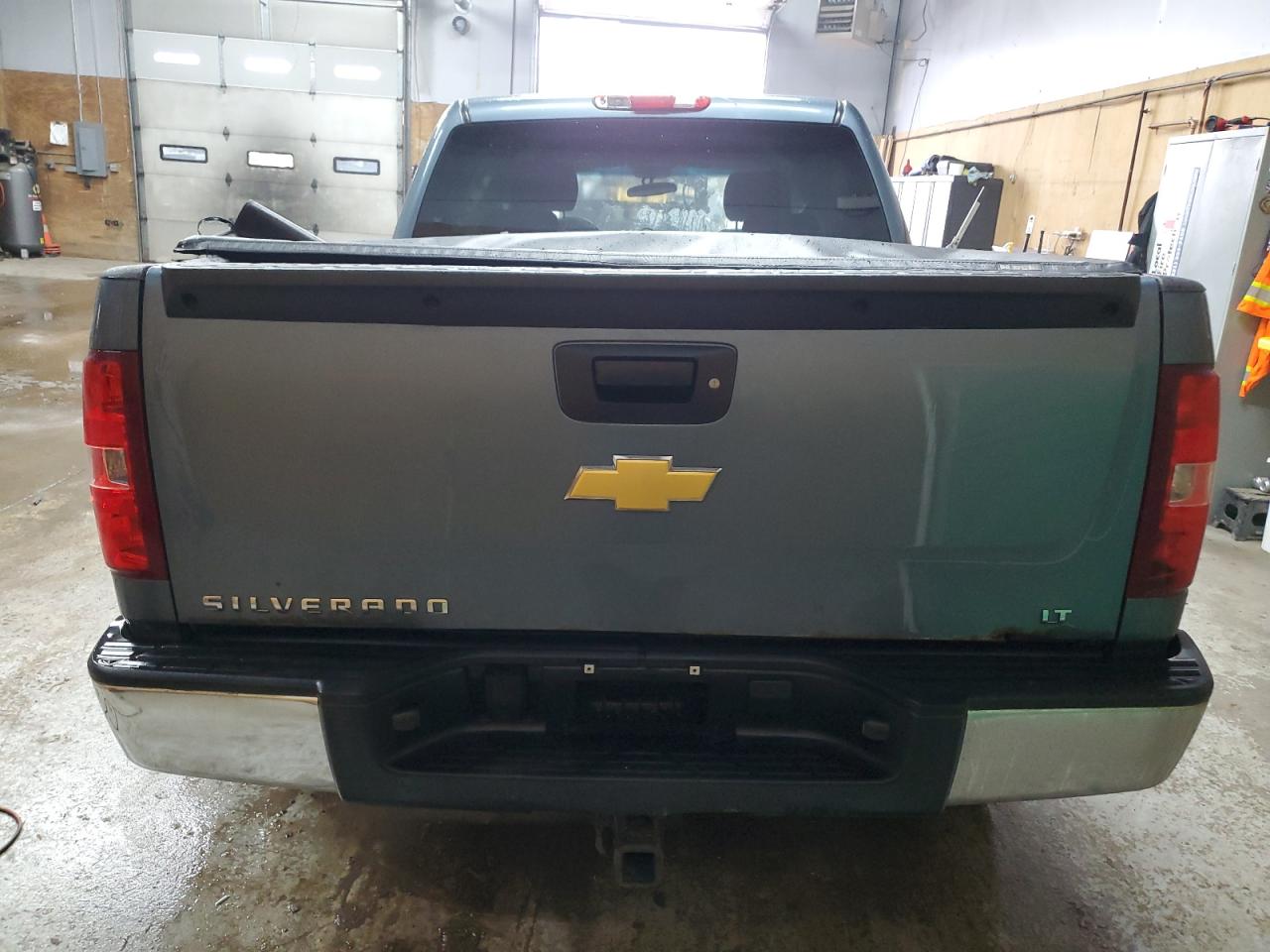 2013 Chevrolet Silverado - Image 6