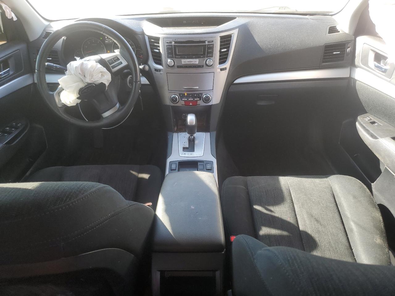 2013 Subaru Legacy - Image 8