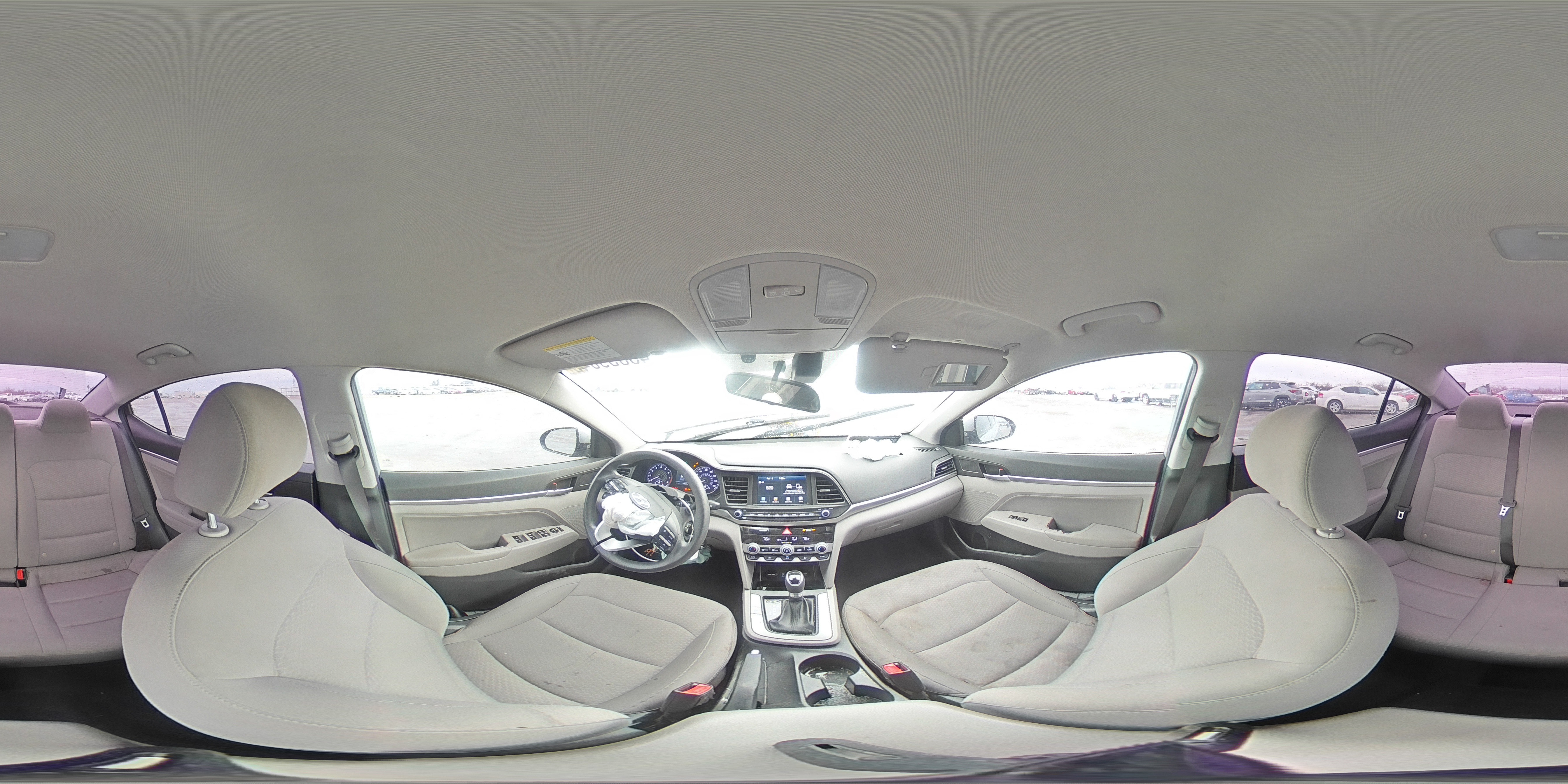 2020 Hyundai Elantra - Image 12