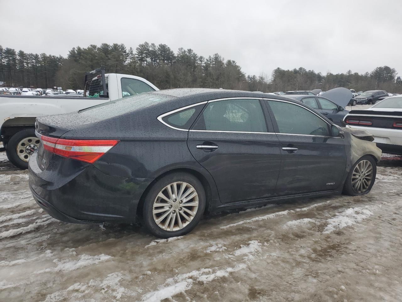 2014 Toyota Avalon - Image 3
