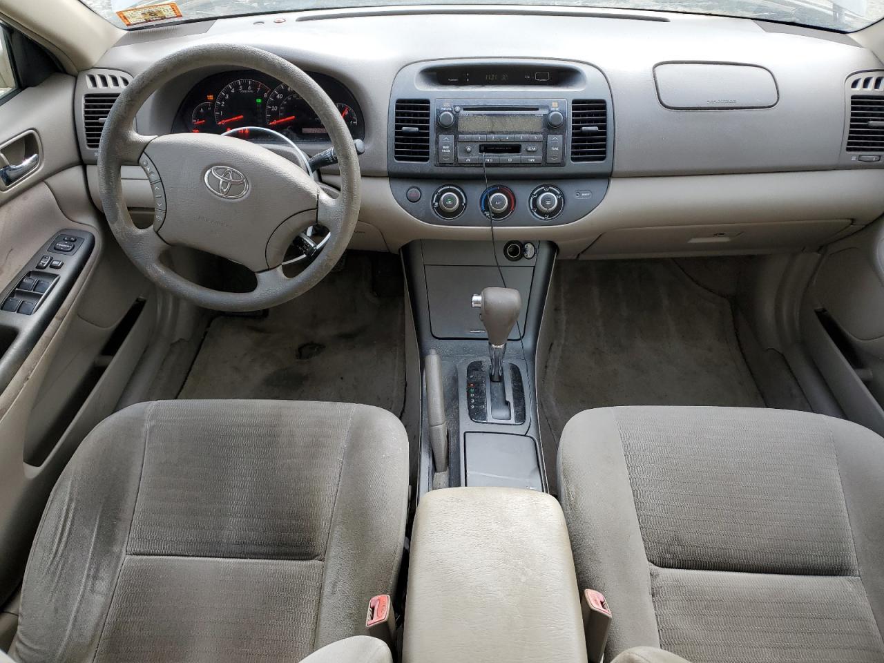 2005 Toyota Camry - Image 8