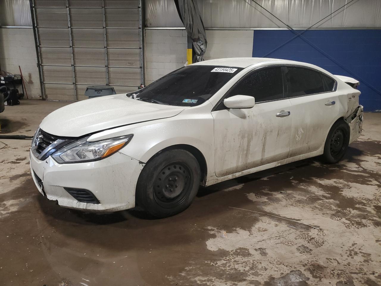 2016 Nissan Altima - Image 1