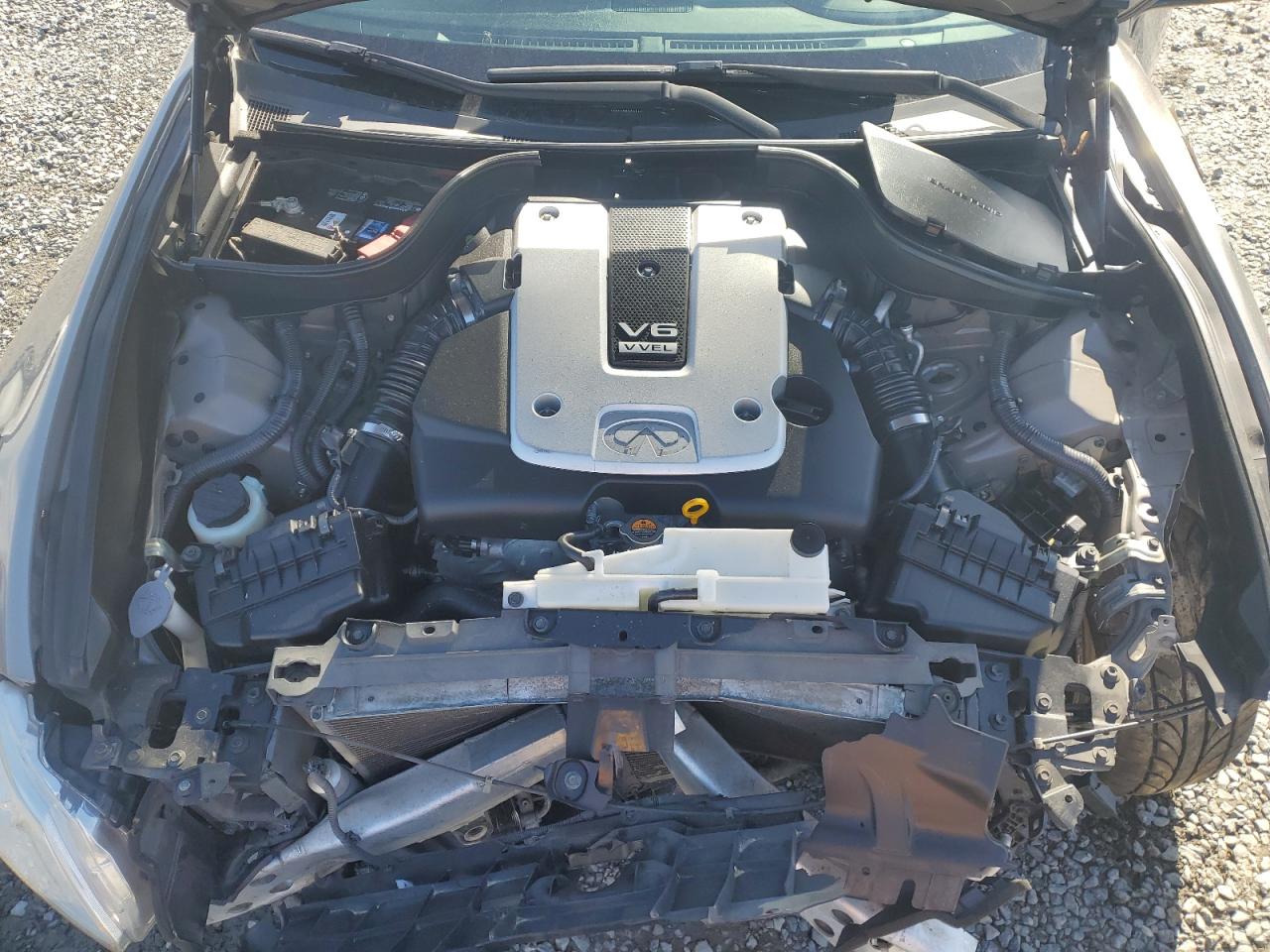 2013 Infiniti G - Image 12