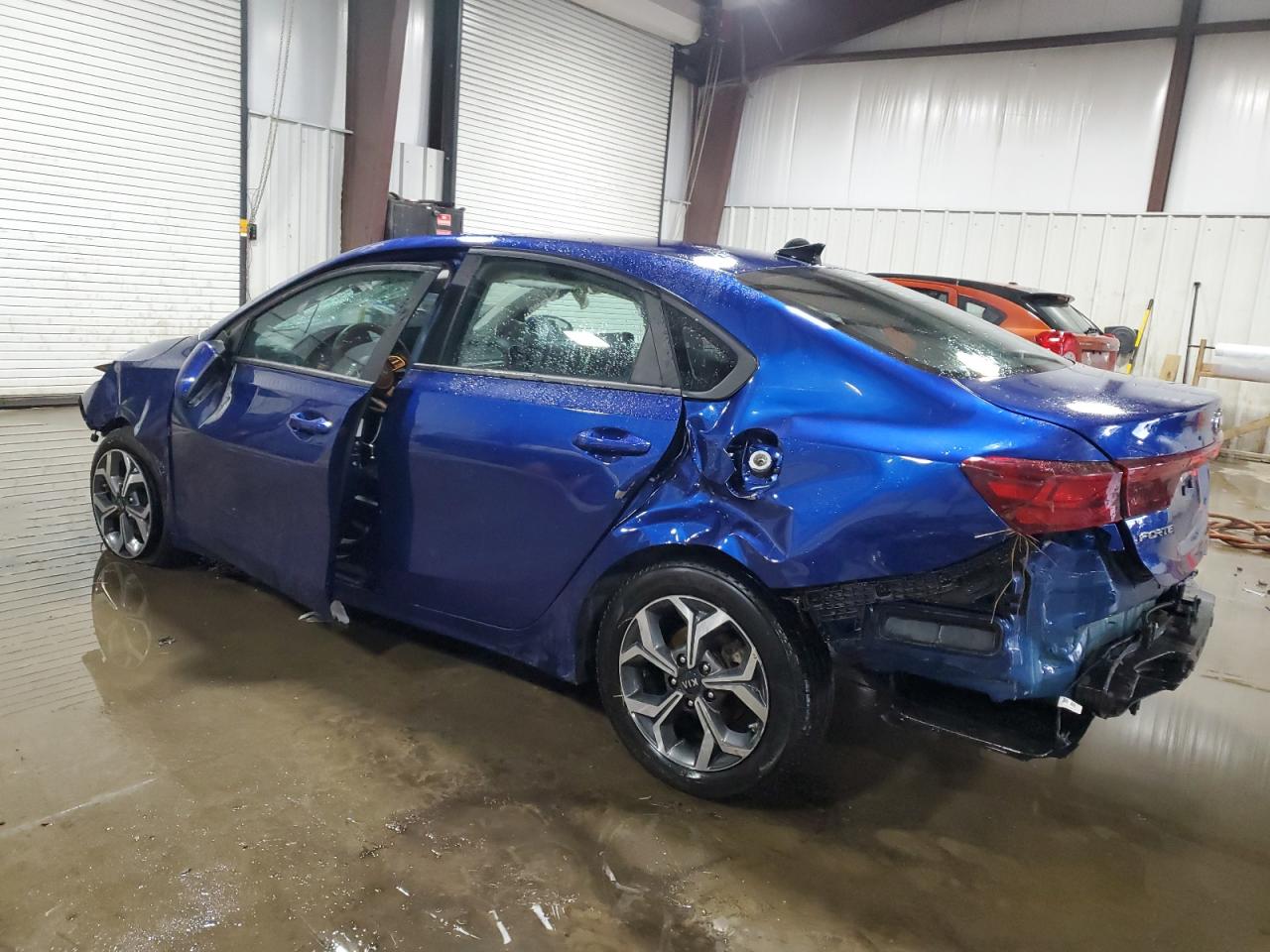 2021 Kia Forte - Image 2