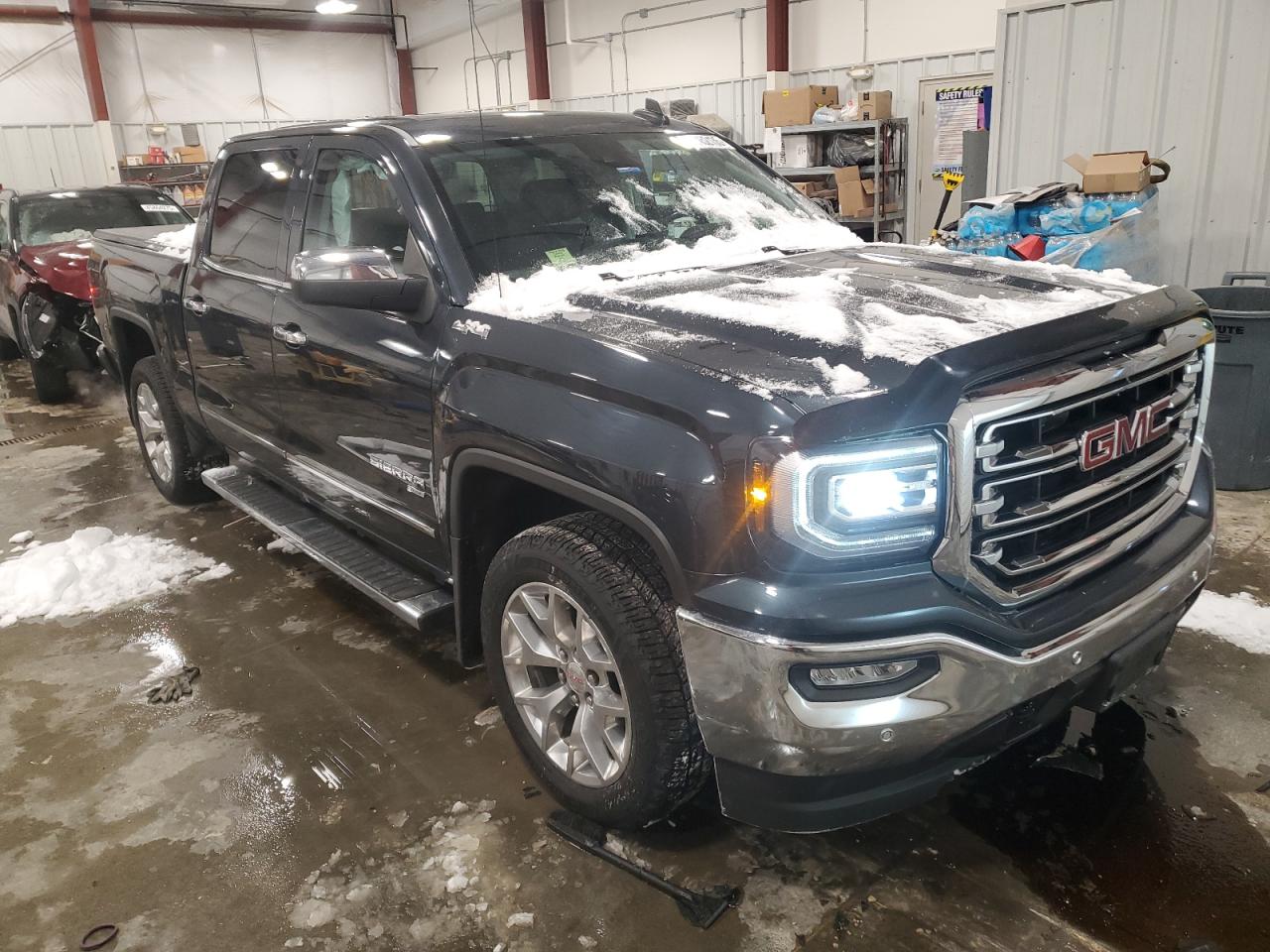 2018 GMC Sierra - Image 4