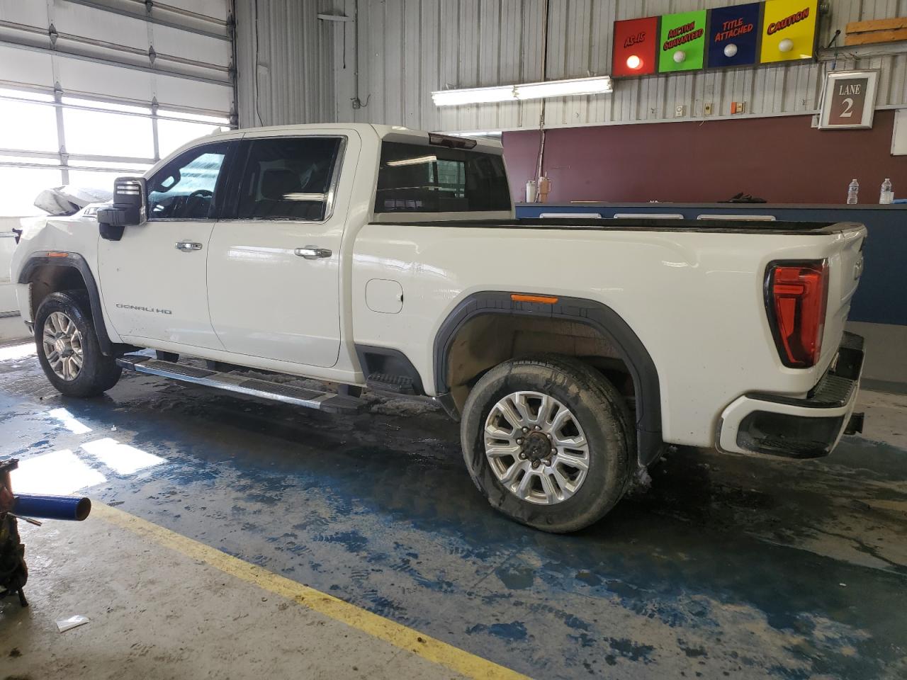 2020 GMC Sierra - Image 2