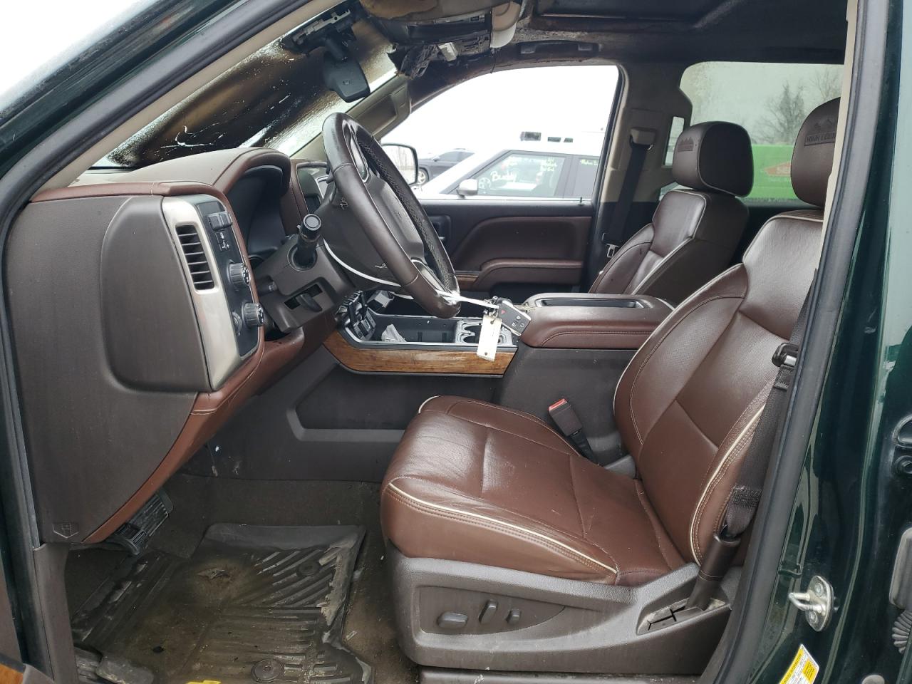 2015 Chevrolet Silverado - Image 7