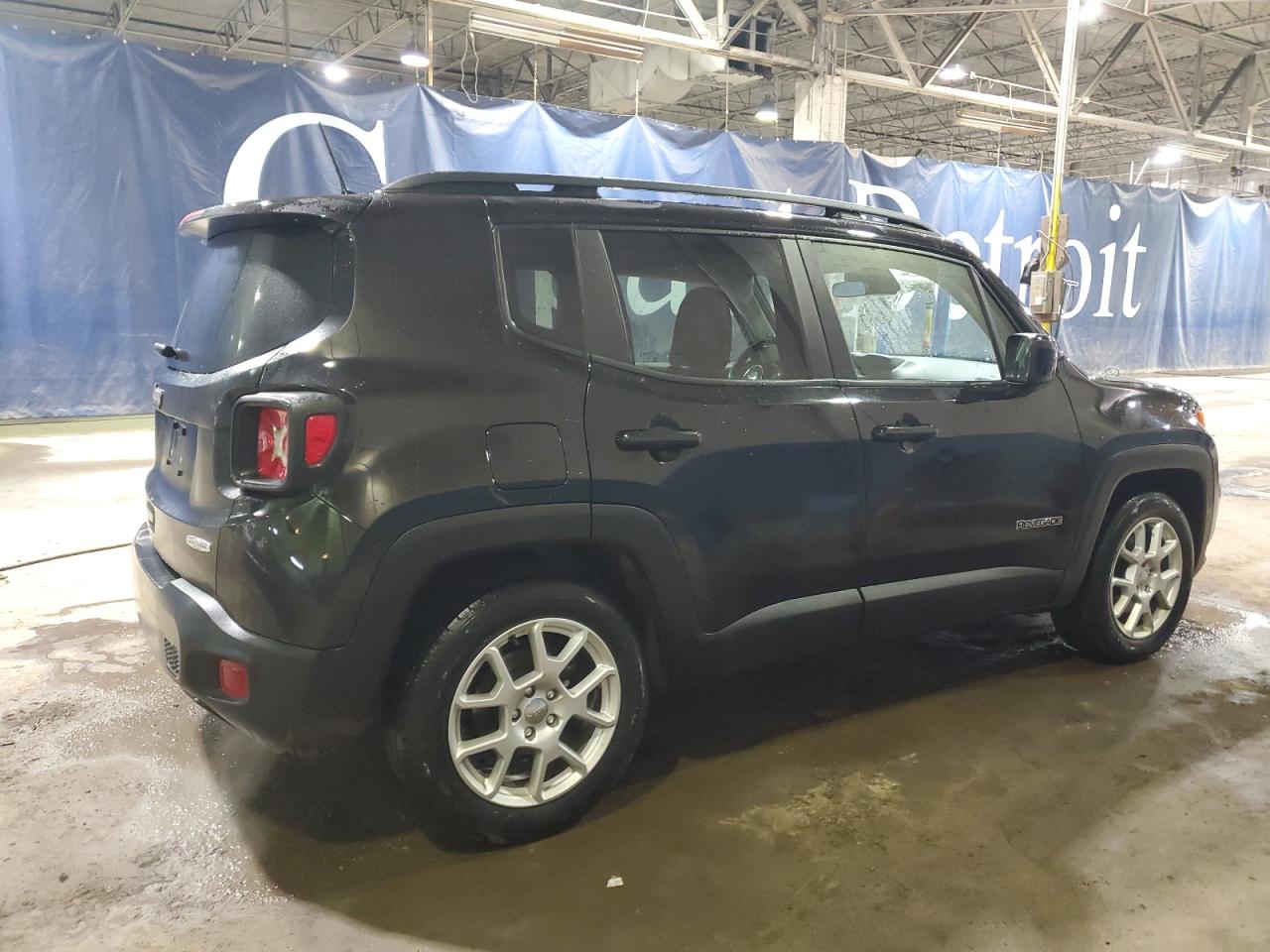 2021 Jeep Renegade - Image 3