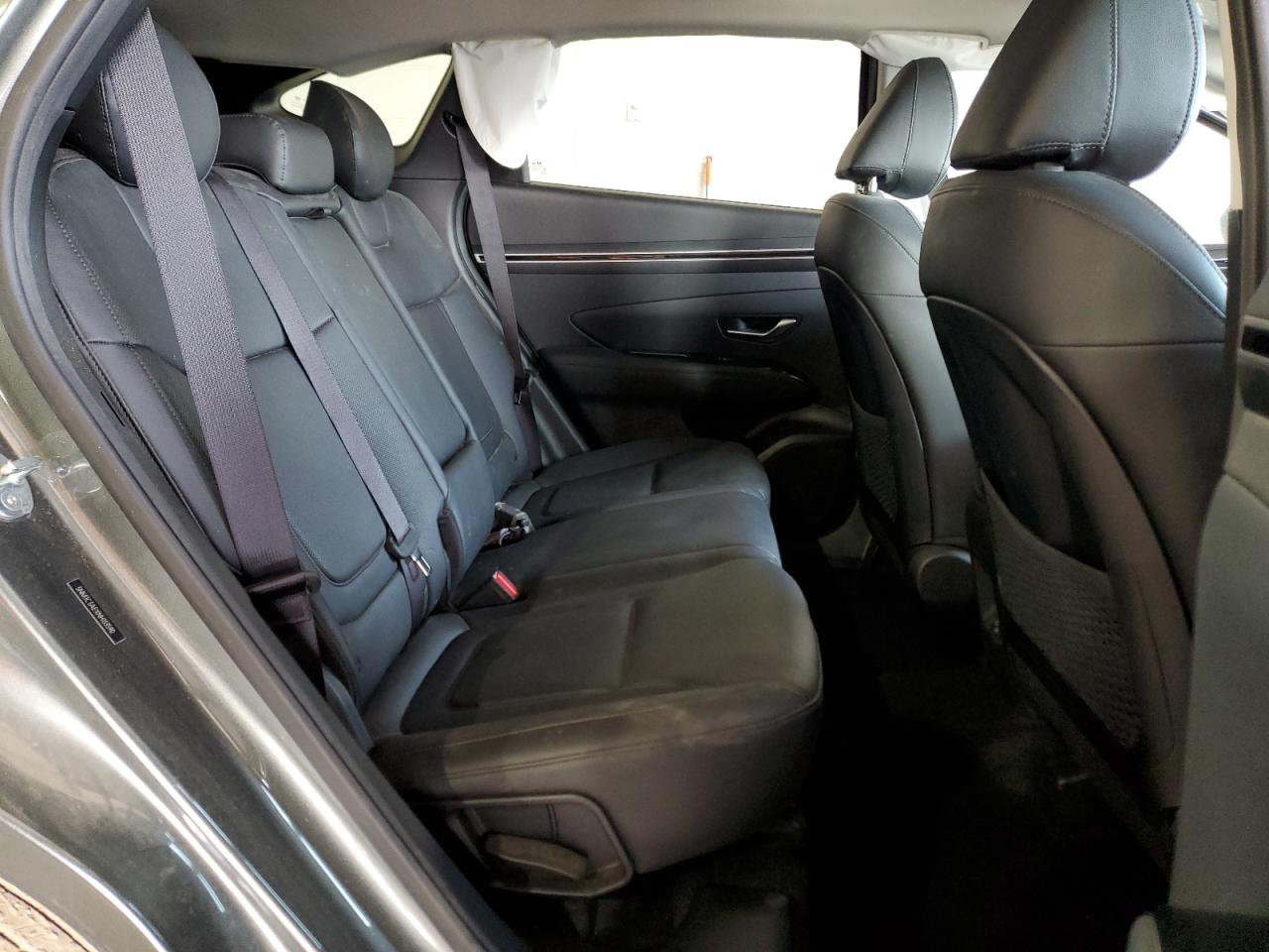 2022 Hyundai Tucson - Image 11