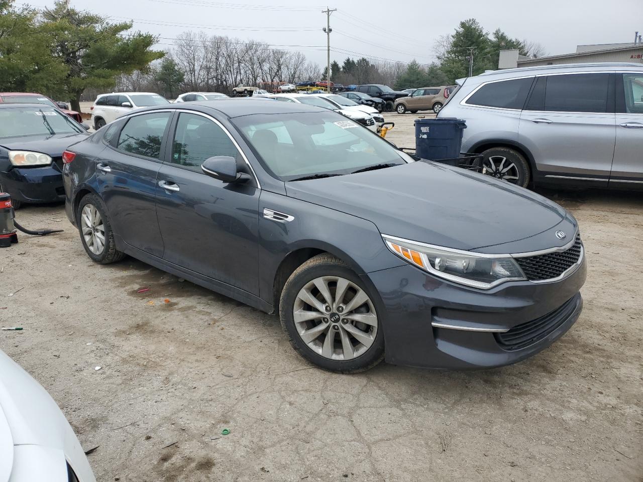 2017 Kia Optima - Image 4