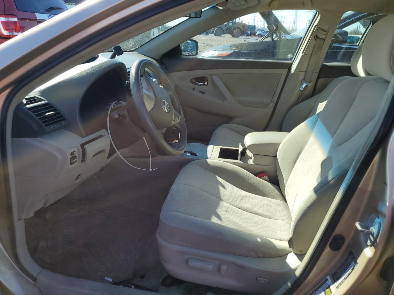 2010 Toyota Camry - Image 7